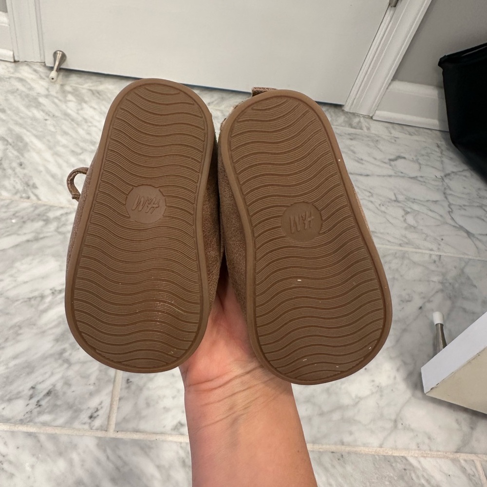 H&M Brown Loafer Baby Shoe - Picture 2 of 4
